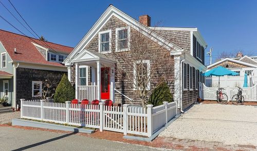 1-11 Central St, Provincetown, MA, 02657-2104 | Card Image