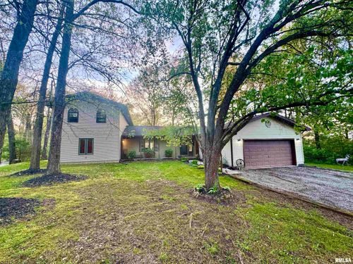 15013 Circle M Rd, Sesser, IL, 62884-2435 | Card Image