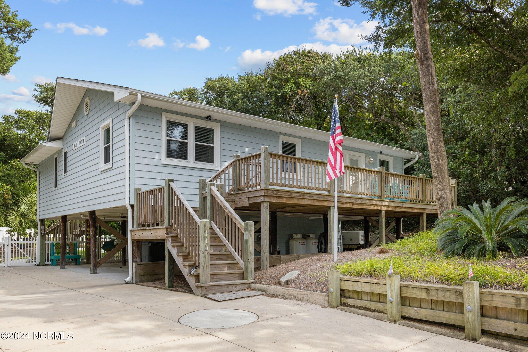 Sandbur Dr, Emerald Isle, NC 28594