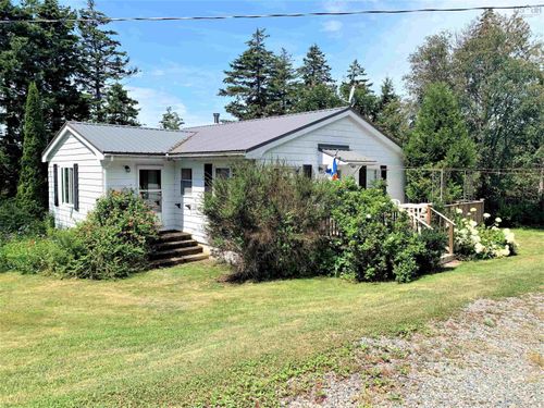 153 Spencers Island Rd, Spencers Island, NS, B0M1S0 | Card Image