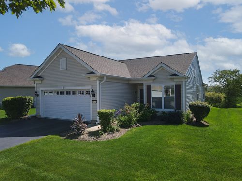 3423 Epstein Cir, Mundelein, IL, 60060-6046 | Card Image