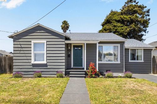 5101 Tehama Ave, Richmond, CA, 94804-5125 | Card Image