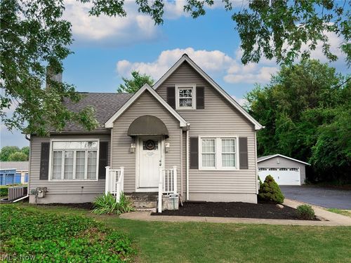 2584 N Ridge Rd, Painesville, OH, 44077-4802 | Card Image