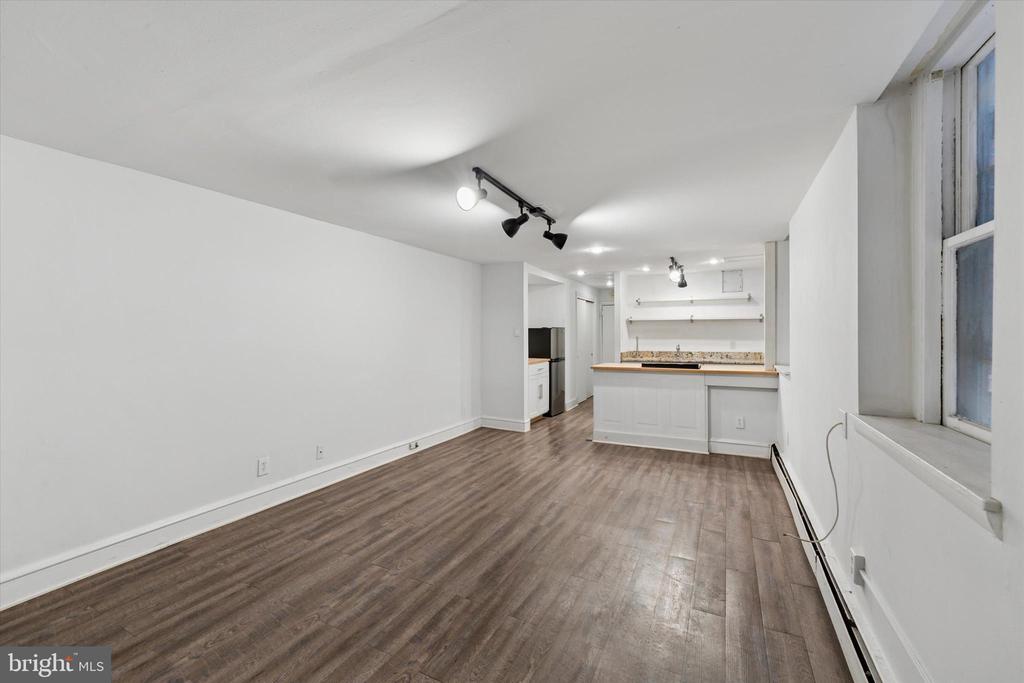 Residential Lease in PHILADELPHIA 2