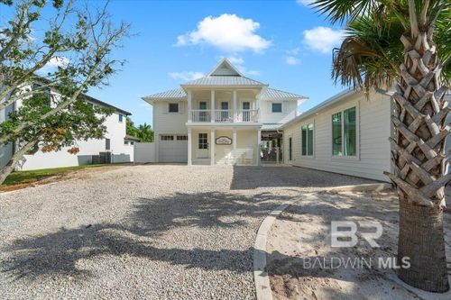 32390 Sandpiper Dr, Orange Beach, AL, 36561-5738 | Card Image