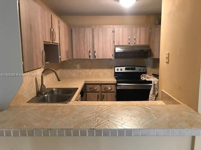 APT-429 - 6960 Nw 186 Th St, Condo with 1 bedrooms, 1 bathrooms and null parking in Hialeah FL | Image 4