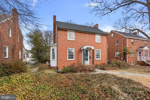 6413 Adelphi Rd, UNIVERSITY PARK, MD, 20782-2002 | Card Image