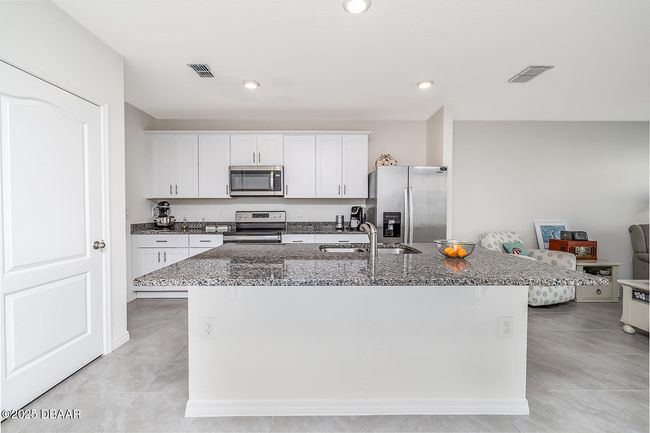 58 Bella Oaks Dr, Townhouse with 2 bedrooms, 3 bathrooms and null parking in PORT ORANGE FL | Image 9