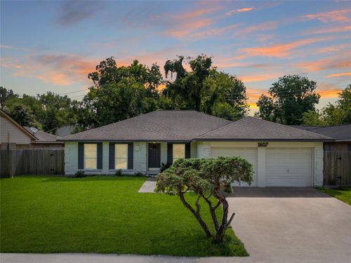 1607 Bent Oak Dr, Missouri City, TX, 77489-2142 | Card Image