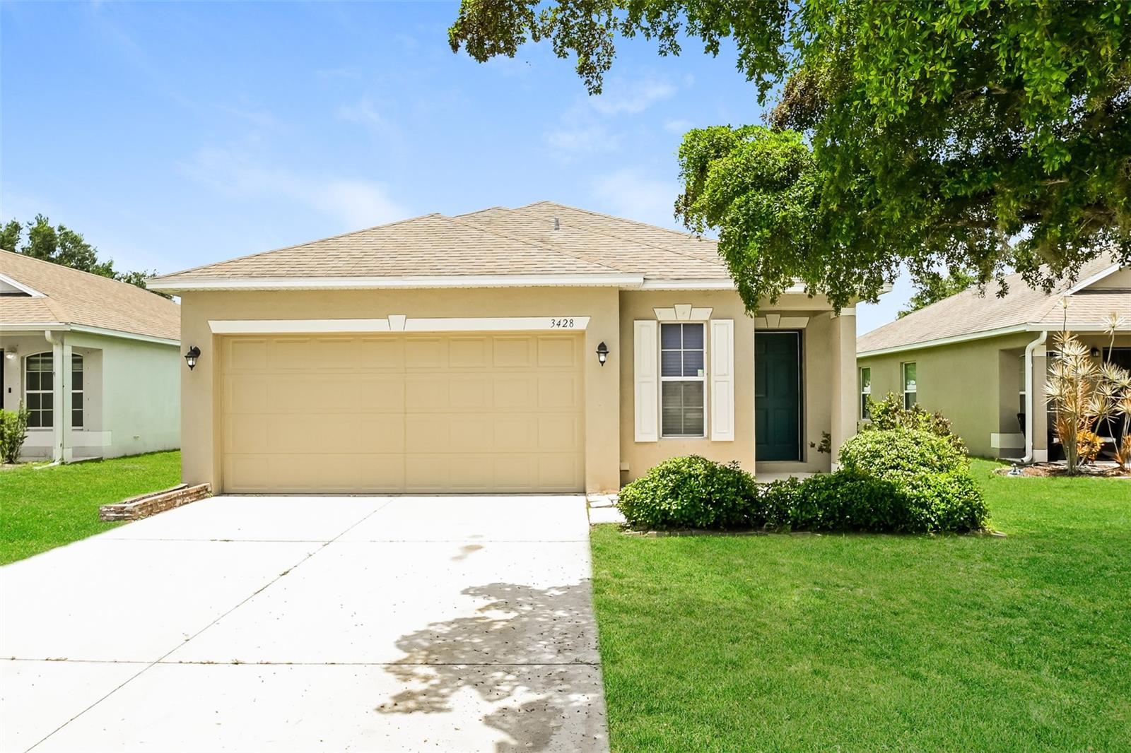 100th Ct, Palmetto, FL 34221