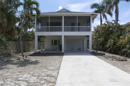 374 Connecticut St, FORT MYERS BEACH, FL, 33931-3706 | Card Image