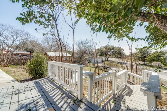 124 Herweck Dr, House other with 4 bedrooms, 3 bathrooms and null parking in Castle Hills TX | Image 41