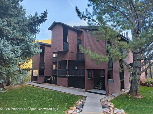 1-d-2820 Hager Ln, Glenwood Springs, CO, 81601-4085 | Card Image