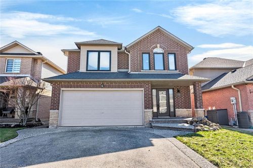 19 Midanbury Way, Mount Hope, ON, L0R1W0 | Card Image