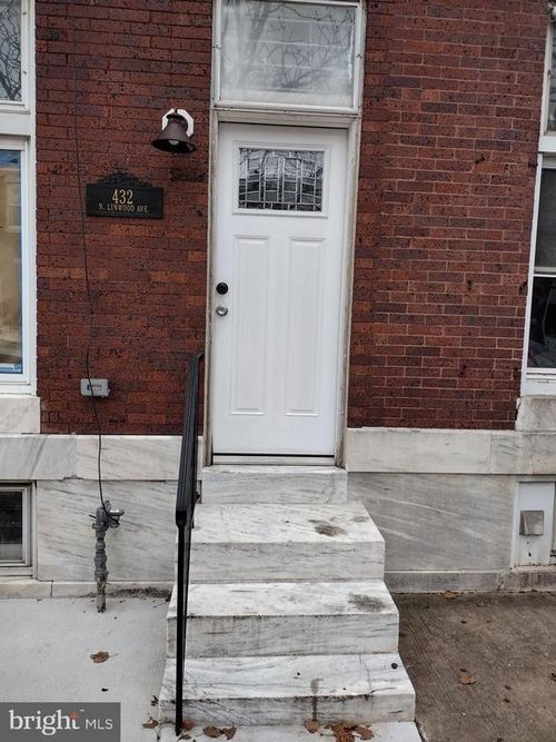 432 N Linwood Ave, BALTIMORE, MD, 21224-1214 | Card Image
