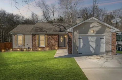 8163 Bonnafair Dr, Hermitage, TN, 37076-1038 | Card Image