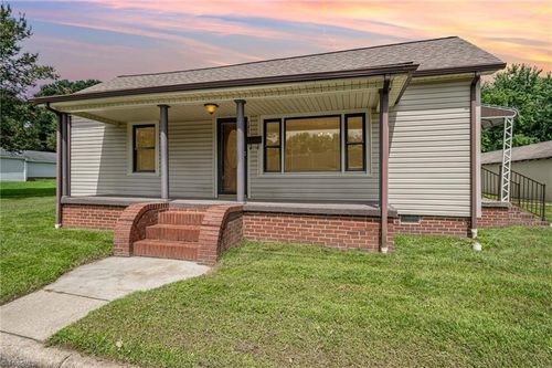 1407 Maryland Ave, Eden, NC, 27288-4147 | Card Image