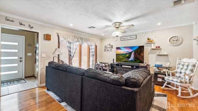587 Malboro Road, Home with 0 bedrooms, 0 bathrooms and null parking in Old Bridge NJ | Image 5