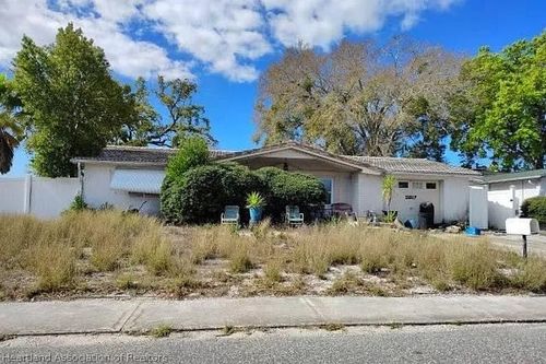 11817 Alpine Pkwy, Port Richey, FL, 34668-1004 | Card Image