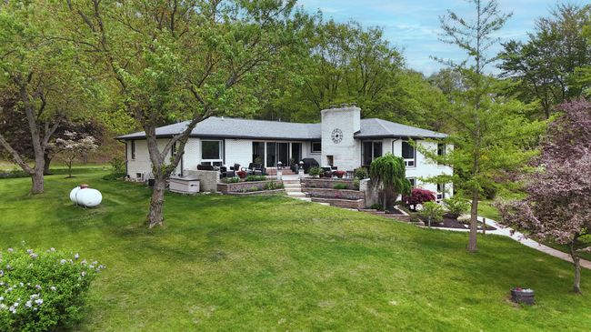 47233 County Road 380, House other with 5 bedrooms, 3 bathrooms and null parking in Grand Junction MI | Image 44