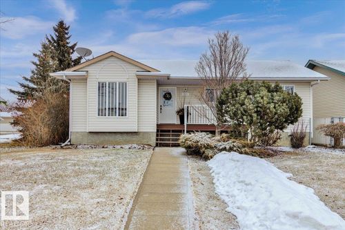 5316 53 Ave, Mundare, AB, T0B3H0 | Card Image