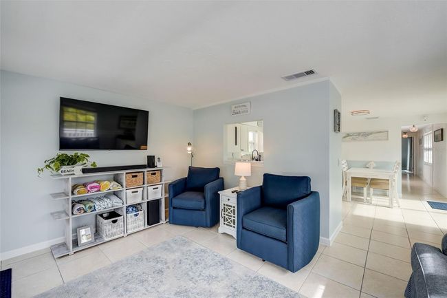 3 - 104 29 Th St, Condo with 2 bedrooms, 2 bathrooms and null parking in Holmes Beach FL | Image 10