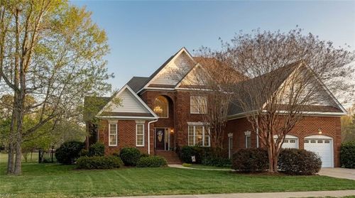 1917 Governors Pointe Dr, Suffolk, VA, 23436-1137 | Card Image