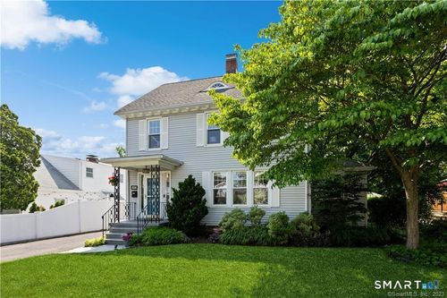 107 Marne Ave, Fairfield, CT, 06825-1752 | Card Image