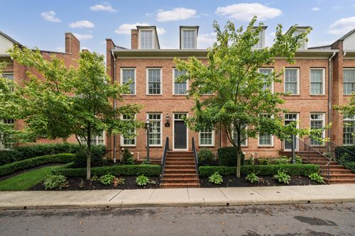 10 Richmond Sq, New Albany, OH, 43054-6015 | Card Image