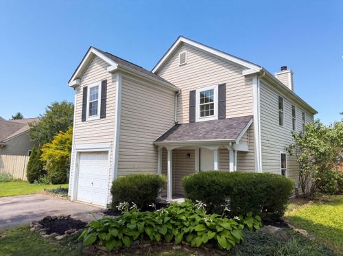 7761 Sagemeadow Ct, Columbus, OH, 43235-1877 | Card Image