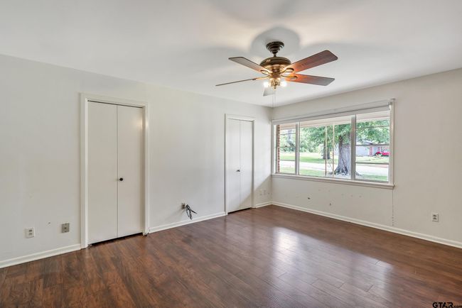 559 N Elm St, House other with 3 bedrooms, 2 bathrooms and null parking in Frankston TX | Image 14