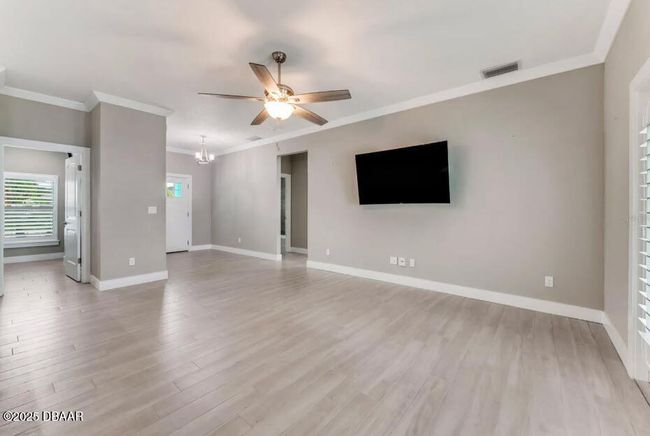 397 Palm Dr, House other with 3 bedrooms, 2 bathrooms and null parking in NEW SMYRNA BEACH FL | Image 5
