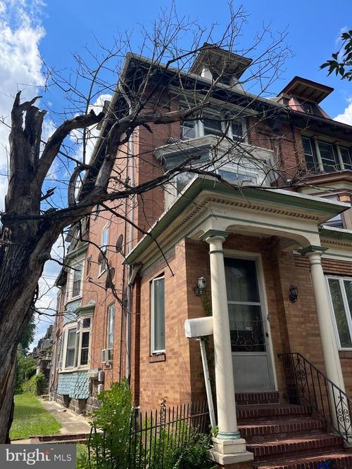 560 S 48th St, Philadelphia, PA, 19143-2029 | Card Image