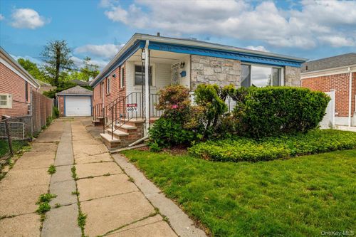 147-84 6th Ave, Whitestone, NY, 11357-1617 | Card Image