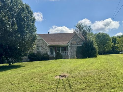 1049 Moncrief Cir, Greenbrier, TN, 37073-5511 | Card Image