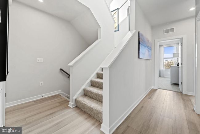 13628 Innovation Station Loop, Home with 3 bedrooms, 3 bathrooms and null parking in HERNDON VA | Image 31