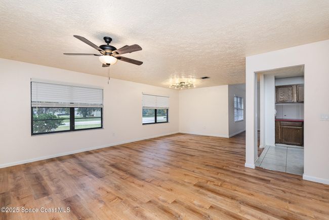 New lighting and ceiling fans throughout | Image 6