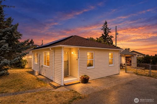 7212 S 128th St, Seattle, WA, 98178-4344 | Card Image