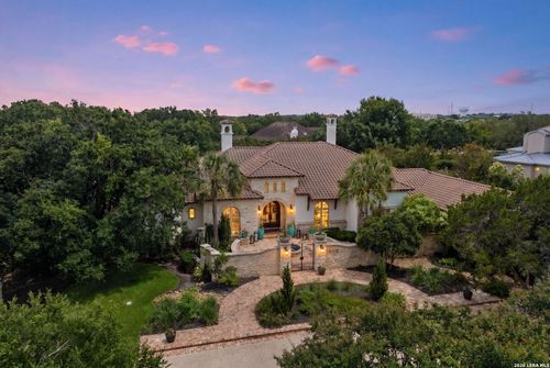 112 Tuscany Way, Shavano Park, TX, 78249-2061 | Card Image