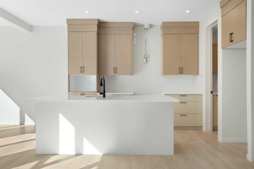 17 Marmot Way Nw, Calgary, AB, T3R2C1 | Card Image