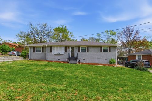 303 Bonnacroft Dr, Hermitage, TN, 37076-1114 | Card Image