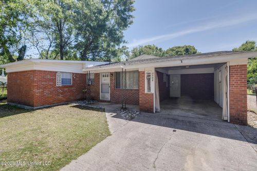 1102 Tucker Ave, Pascagoula, MS, 39567-5039 | Card Image