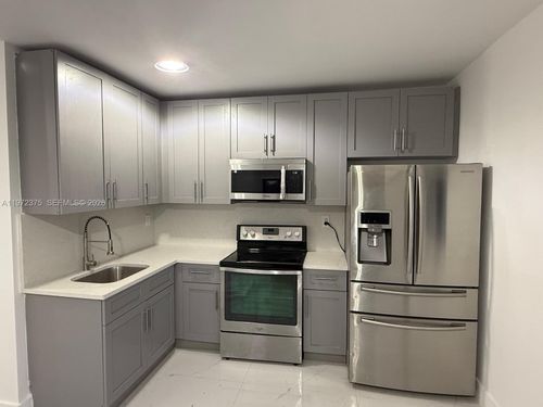 apt-4-1379 Nw 55th Ter, Miami, FL, 33142-3172 | Card Image