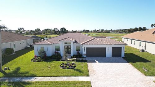 18716 Ensenada Dr, NAPLES, FL, 34114-9026 | Card Image