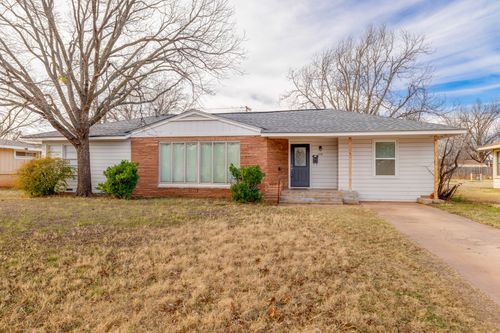 1058 Westridge Dr, Abilene, TX, 79605-3717 | Card Image