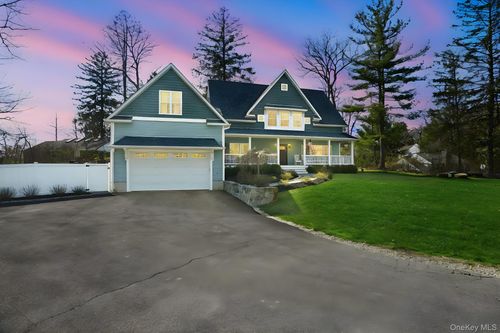 19 Lillian Rd, Mahopac, NY, 10541-3028 | Card Image