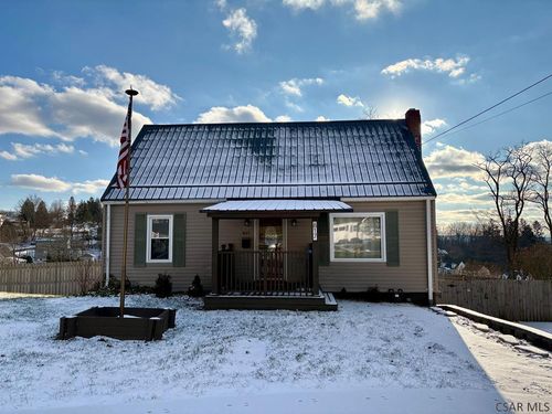 617 Freedom Ave, Johnstown, PA, 15904-2205 | Card Image