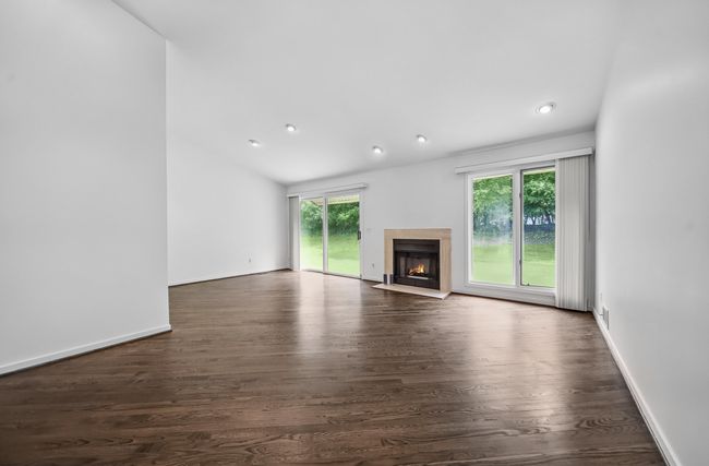 4123 Foxpointe Dr, Condo with 2 bedrooms, 2 bathrooms and null parking in West Bloomfield MI | Image 14