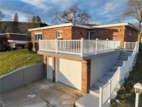 21 Circle Dr, Waverly, NY, 14892-9744 | Card Image