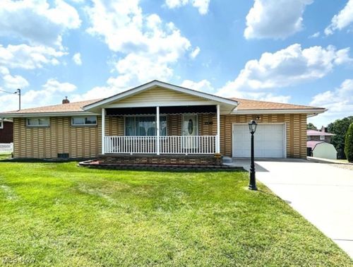 208 Alexander Ave, Follansbee, WV, 26037-1802 | Card Image